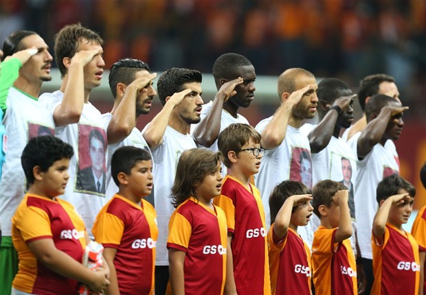 Galatasaray'a Twitter'da Tweetle Saldırı!